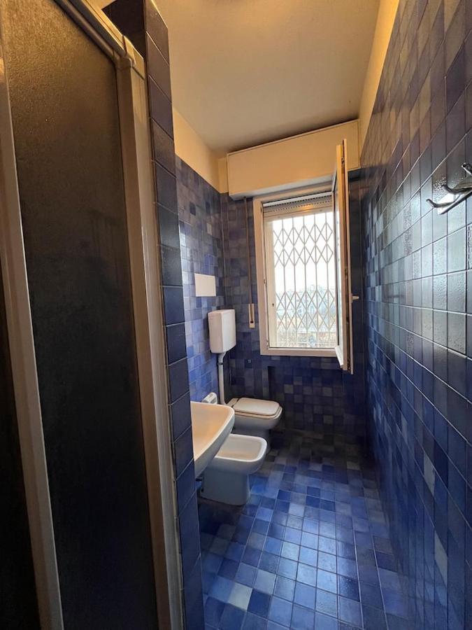 Camere In Appartamento Condiviso Vista San Luca Bologna Esterno foto